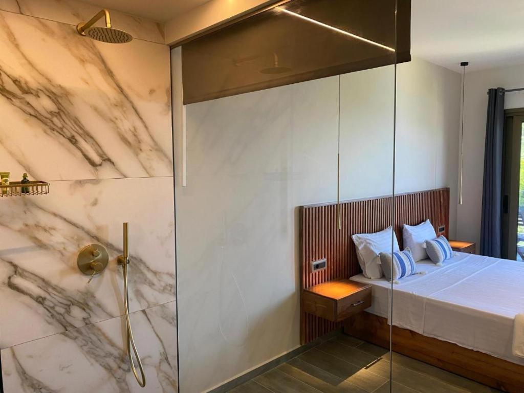 Rokamare Apartament Liapades